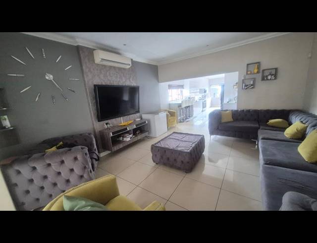 5 BEDROOM HOUSE FOR SALE IN FLORIDA